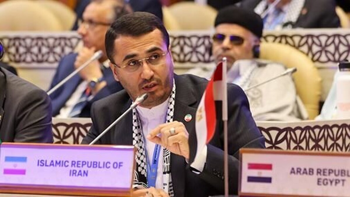 متفکر آزاد: ایران در امور داخلی یمن دخالتی ندارد انصارالله جنبشی کاملاً مستقل است