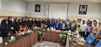 تجلیل از استادی که دانشآموختگانش به مدارج عالی رسیدند