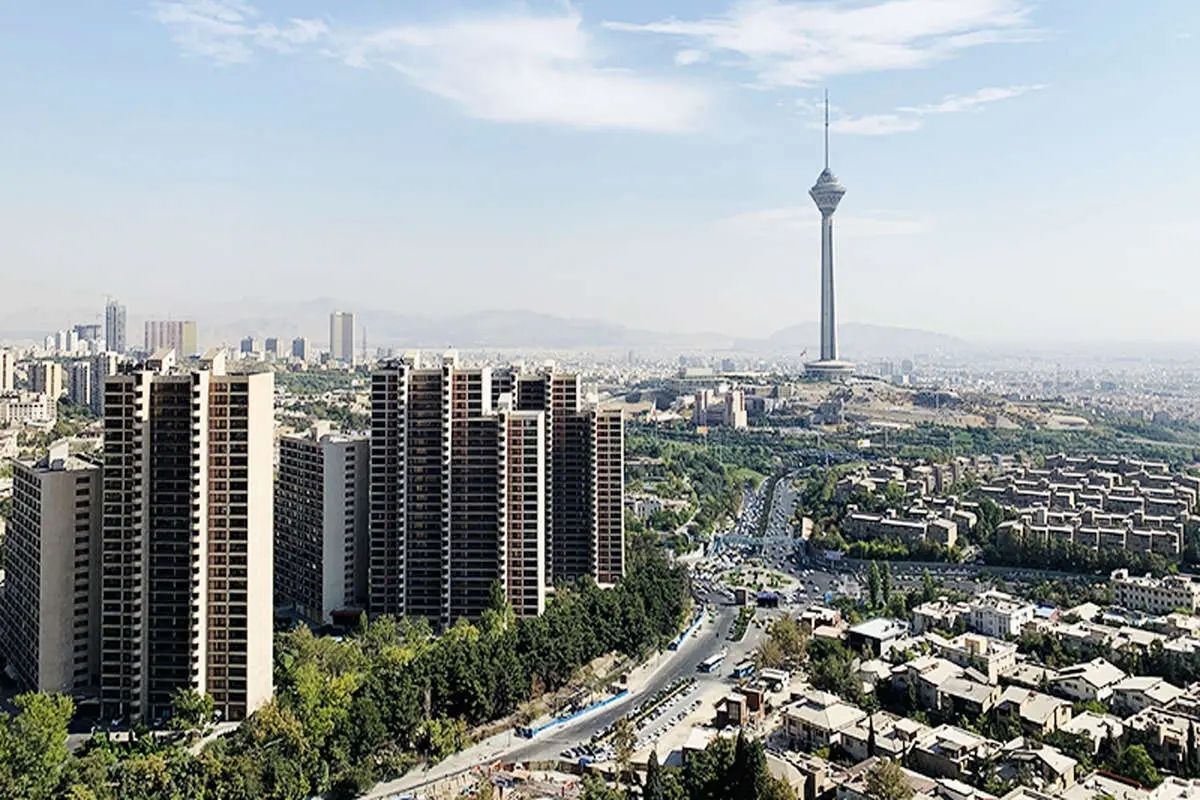 آسمان تهران صاف همراه با وزش باد پیش بینی رگبار پراکنده باران در برخی نقاط کشور