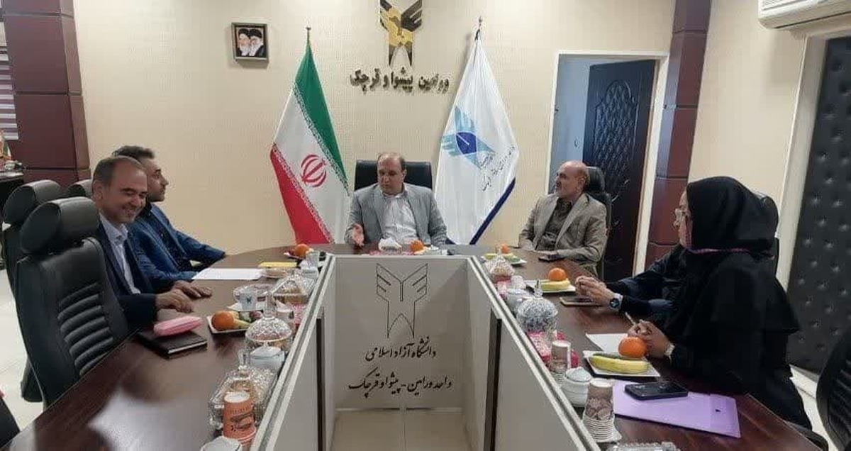 لزوم ارتقای دفتر دانشجویان غیرایرانی دانشگاه آزاد ورامین-پیشوا