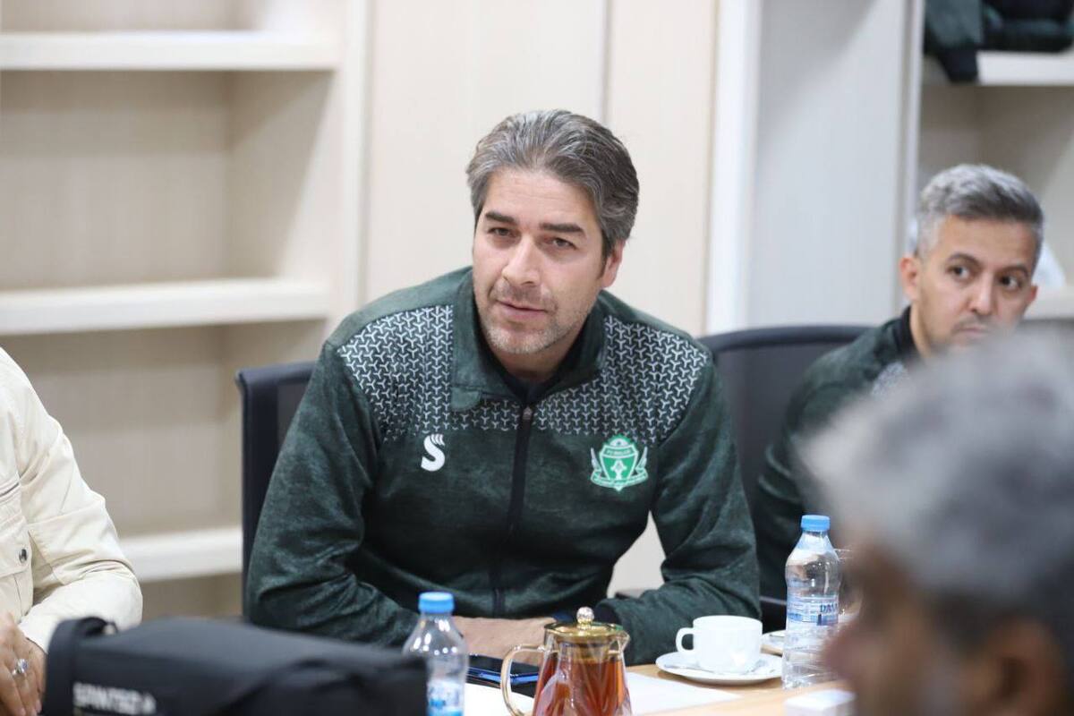 سرپرست آلومینیوم اراک: فقط پرسپولیس برای کاظمیان نامه زد هیچ بازیکنی پیشنهاد رسمی ندارد