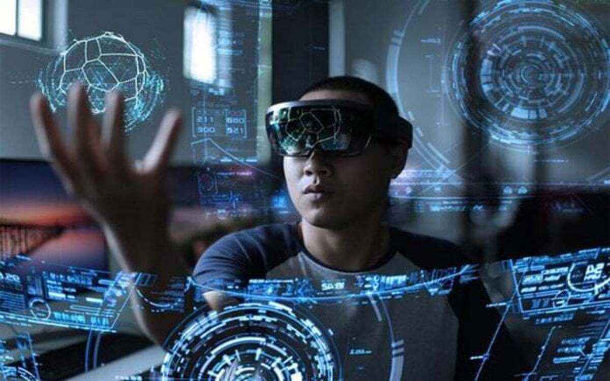 تعامل طبیعی با اشیاء مجازی