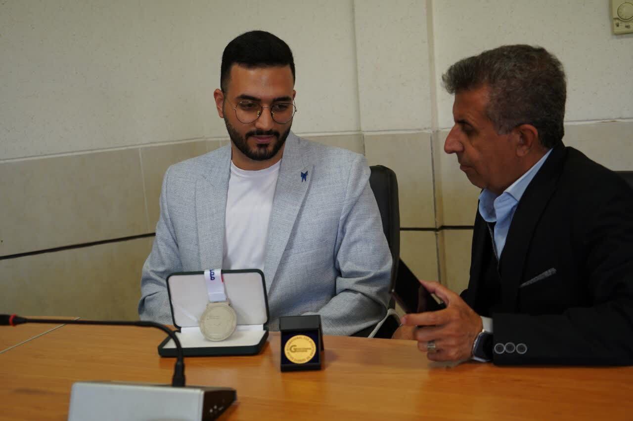 کسب  مدال طلای جهانی و آسیایی توسط دانشجوی دانشگاه آزاد شیراز