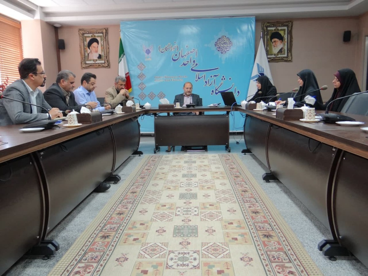 آییننامه سرای نوآوری بانوان دانشگاه آزاد اصفهان تصویب شد