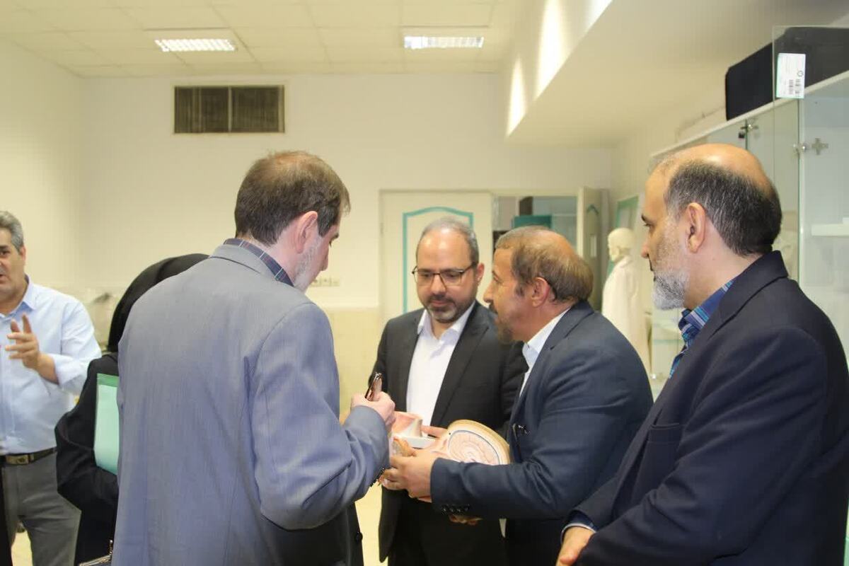 شمارش معکوس آغاز کلاسهای رشته پرستاری در دانشگاه آزاد شهرقدس