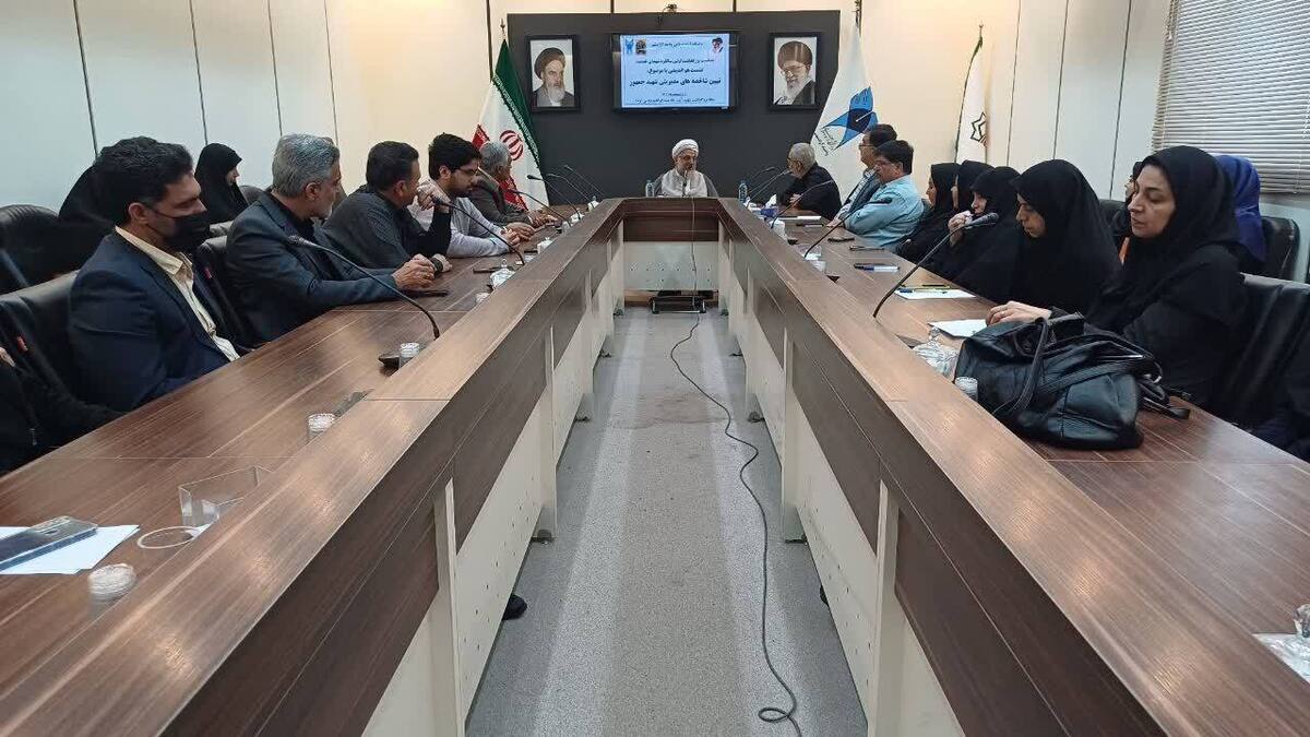 لمس فقر آیتالله رئیسی را به یکی از دلسوزترین مسئولان تبدیل کرد