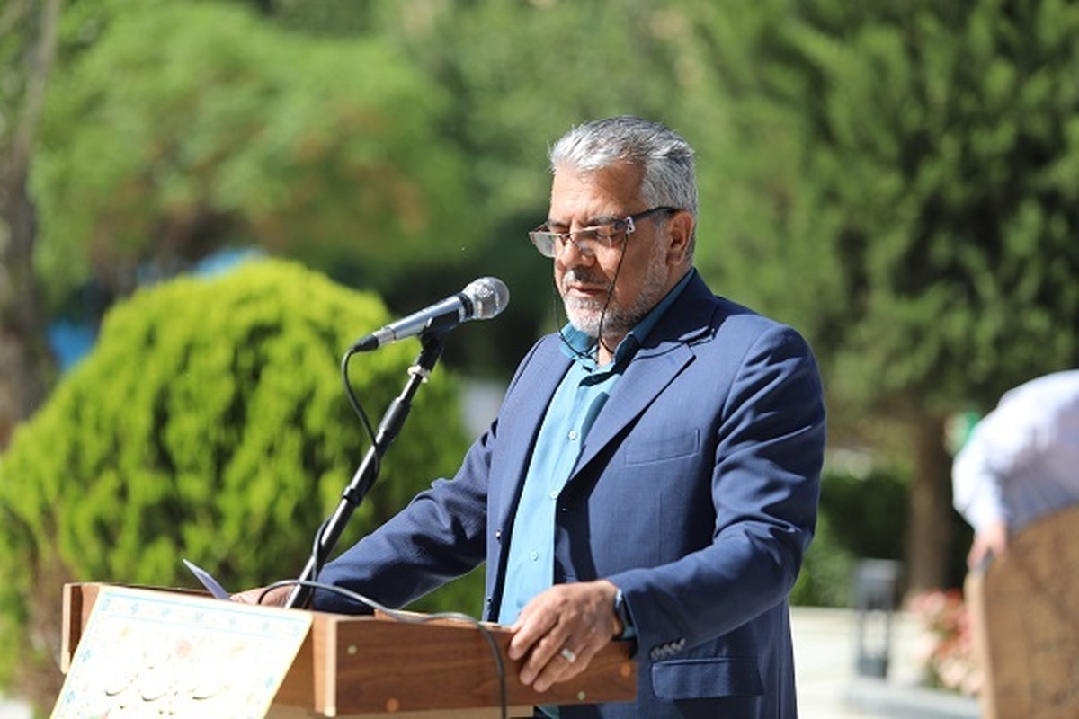 کلانتری: انسانهایی پرورش دهیم که به درد جامعه بیتفاوت نباشند