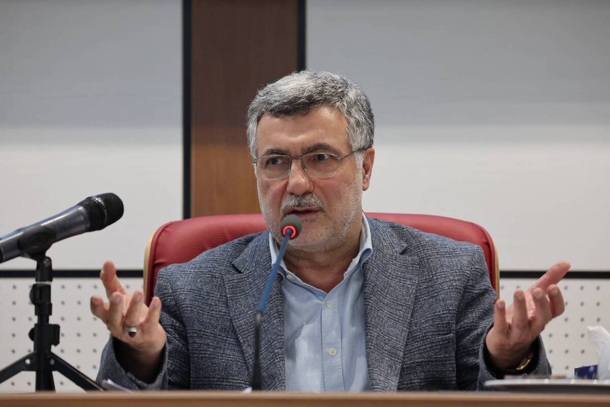 دستور فوری وزیر بهداشت برای رسیدگی به مصدومان اعزام پزشکان متخصص به بندرعباس