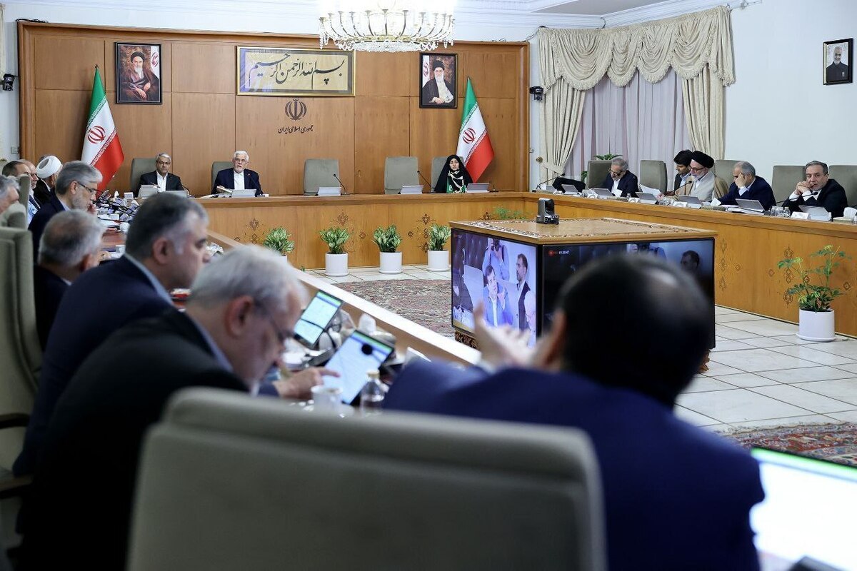 عارف: دولت در اسرع وقت جبران خسارات وارده به این بندر و آسیب‌دیدگان را انجام می‌دهد