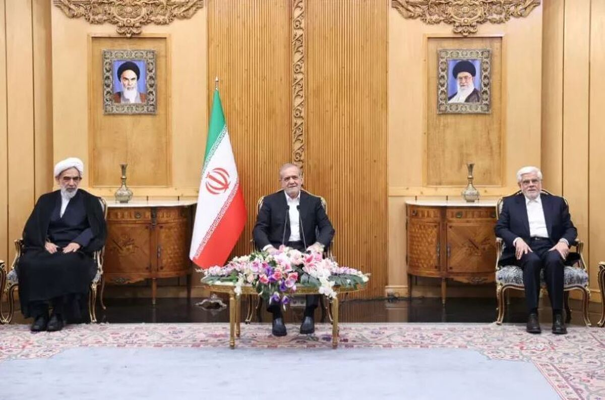 پزشکیان: هدف از سفر به باکو توسعه روابط اقتصادی و ارتباطات بین دو کشور است