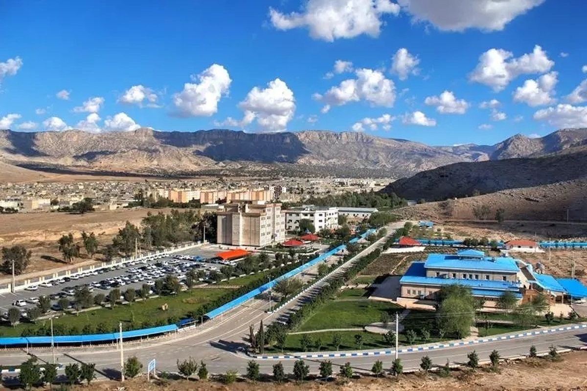 فرایند اجرای ساخت المان شهید گمنام در دانشگاه آزاد ممسنی سرعت میگیرد