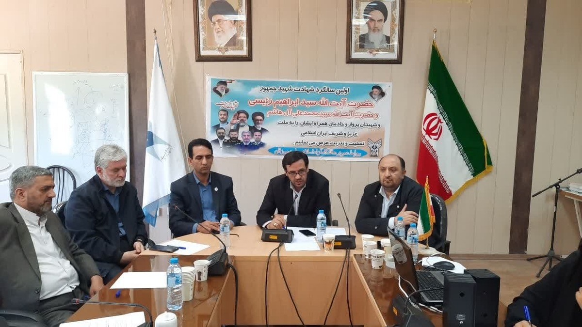 مسئولان ادامه دهنده راه شهیدان خدمت باشند