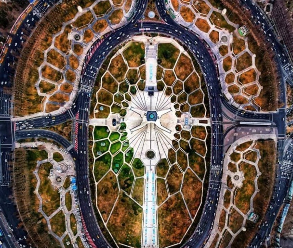 فراخوان حضور در اجلاس بین‌المللی «گردشگری شهری تاب‌آور، هوشمند و پایدار» منتشر شد