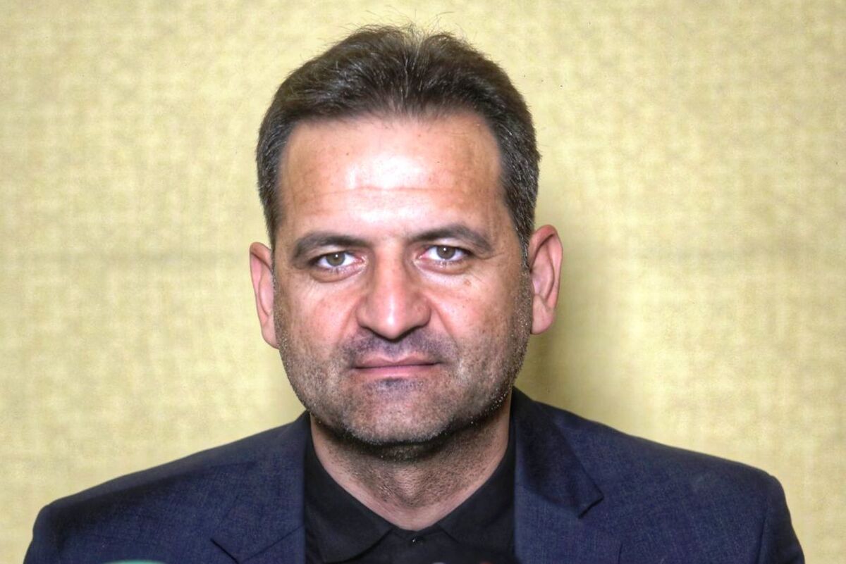 مسئول صدور مجوز حرفهای: استقلال قهرمان نمیشد تیم سوم یا چهارم لیگ به آسیا میرفت تیمهای بدون مجوز با منفی ۳ امتیاز شروع میکنند