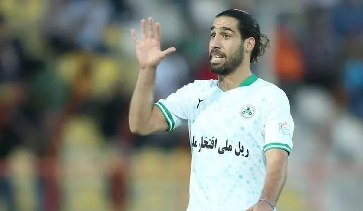 نادر محمدی 2 سال دیگر در ذوبآهن ماندنی شد + عکس
