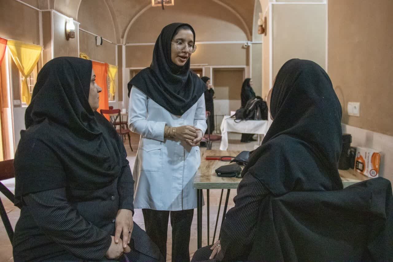 خدمت دانشجویان دانشگاه آزاد به محرومین در اردوی جهادی خدمت دانشجویان دانشگاه آزاد به محرومین در اردوی جهادی