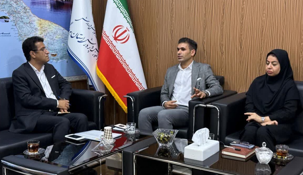 دانشگاه آزاد مکمل دانشگاه فرهنگیان؛ پیشنهاد همکاری برای تربیت معلم در هرمزگان