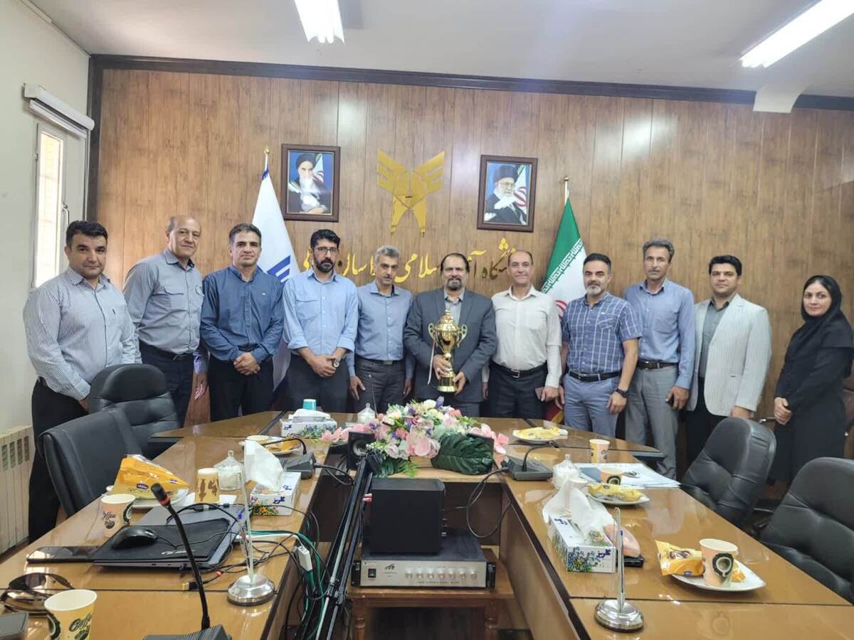 گامهای دانشگاه آزاد اسلامی در مسیر خلّاقیت، فناوری و درآمد غیرشهریهای