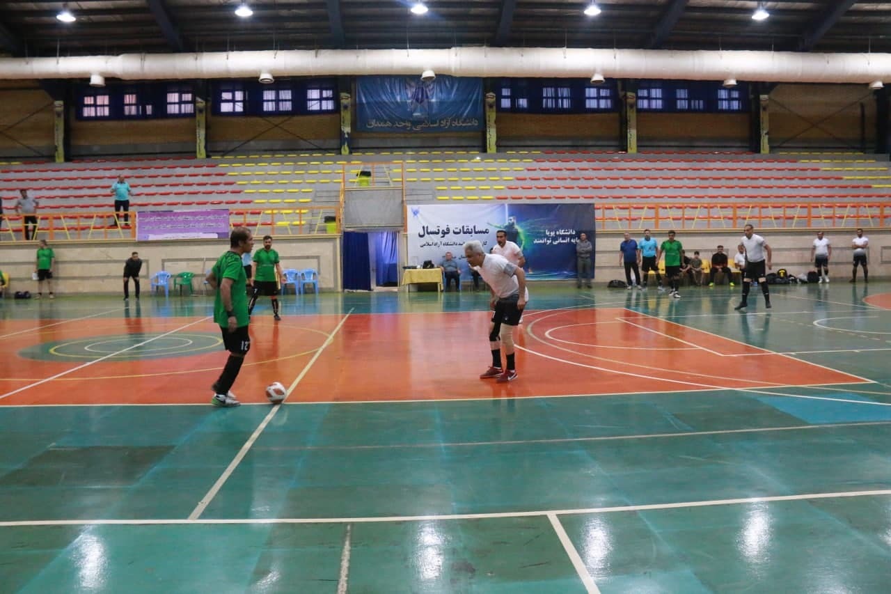 تهران با برتری مقابل سازمان مرکزی حریف اراک در فینال شد تهران با برتری مقابل سازمان مرکزی حریف اراک در فینال شد