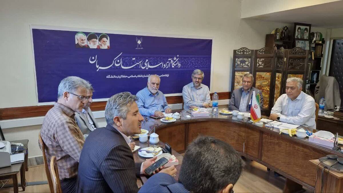 پیشگامی دانشگاه آزاد برای خدمت به فرزندان و خانواده شهدا