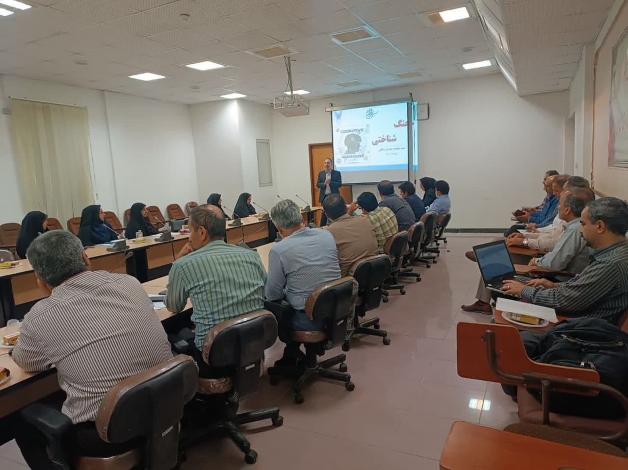 ذهنها را از جنگ شناختی نجات دهید ذهنها را از جنگ شناختی نجات دهید