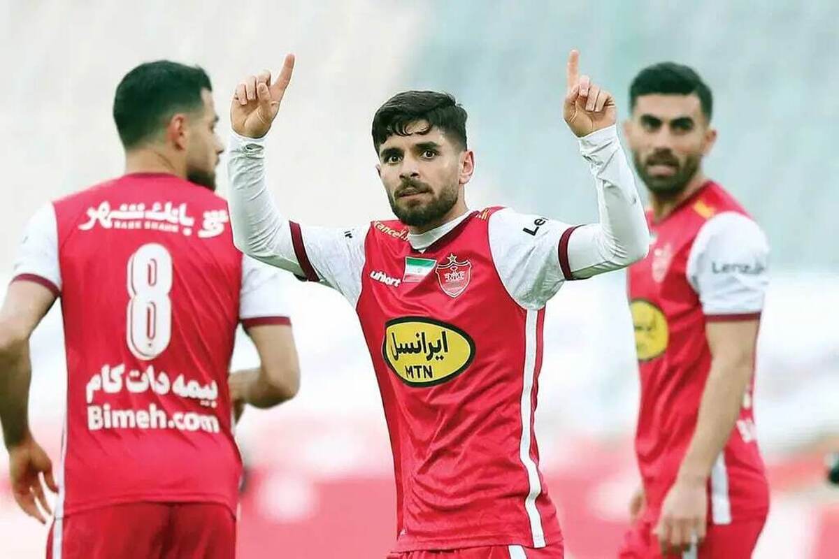 جلسه مثبت باشگاه پرسپولیس و محمد عمری برای تمدید قرارداد