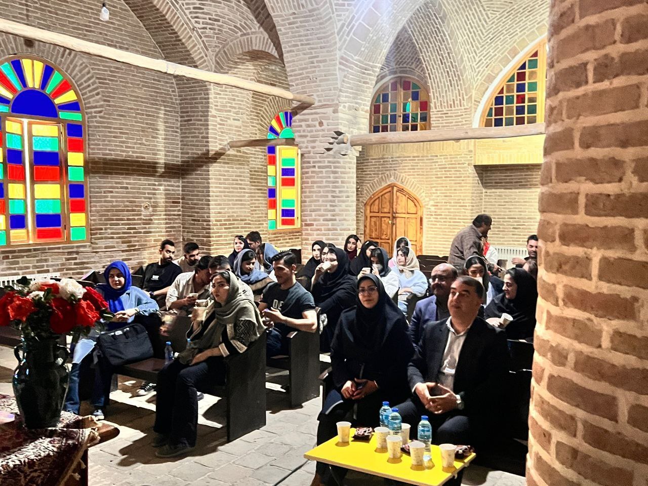 گردشگری معماری فراتر از بازدید صرف بناهای تاریخی گردشگری معماری فراتر از بازدید صرف بناهای تاریخی