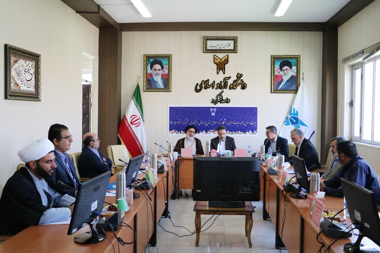 تأکید بر شفافسازی، فناوریهای نوین و بهرهوری انرژی در دانشگاه آزاد تأکید بر شفافسازی، فناوریهای نوین و بهرهوری انرژی در دانشگاه آزاد