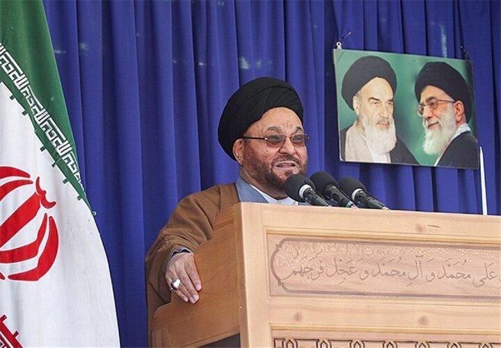 آغاز نماز جمعه در سراسر کشور