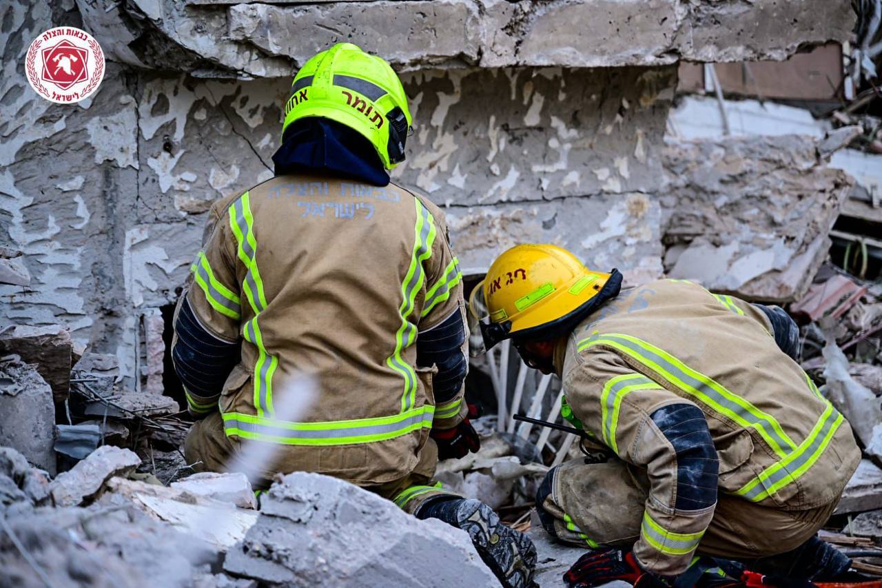 موشکها به قلب سرزمینهای اشغالی اصابت کردند/ آغاز «وعده صادق ۳»/ تأیید اصابت موشکهای ایرانی از سوی اسرائیل موشکها به قلب سرزمینهای اشغالی اصابت کردند/ آغاز «وعده صادق ۳»/ تأیید اصابت موشکهای ایرانی از سوی اسرائیل