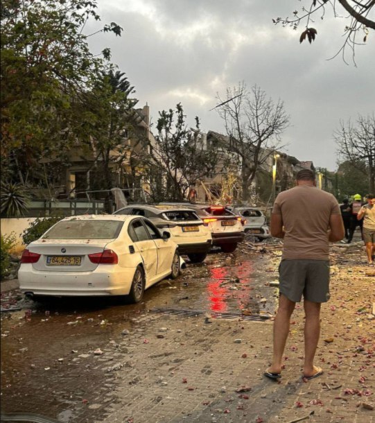 موشکها به قلب سرزمینهای اشغالی اصابت کردند/ آغاز «وعده صادق ۳»/ تأیید اصابت موشکهای ایرانی از سوی اسرائیل موشکها به قلب سرزمینهای اشغالی اصابت کردند/ آغاز «وعده صادق ۳»/ تأیید اصابت موشکهای ایرانی از سوی اسرائیل