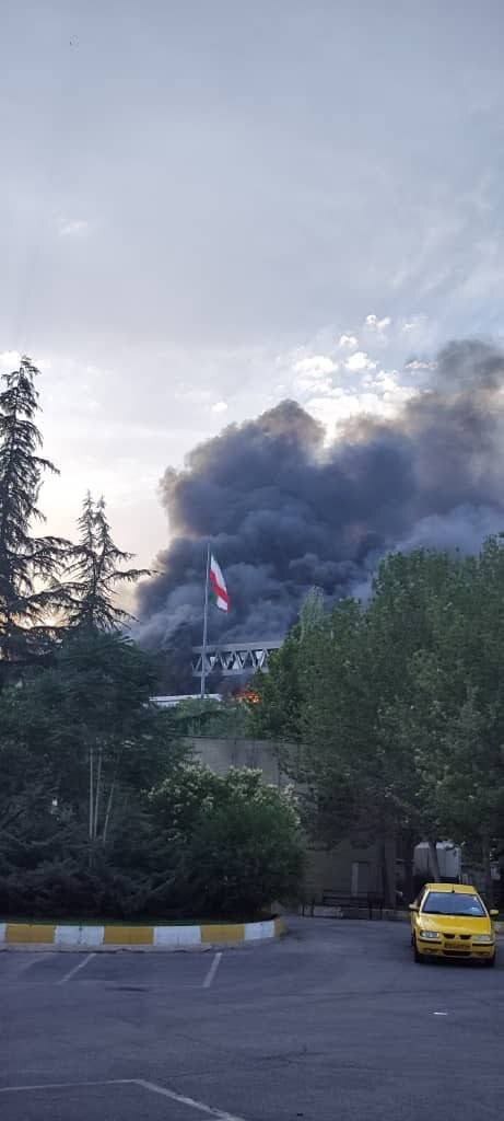 صداوسیمای جمهوری اسلامی ایران هدف حمله رژیم متجاوز قرار گرفت +فیلم صداوسیمای جمهوری اسلامی ایران هدف حمله رژیم متجاوز قرار گرفت +فیلم