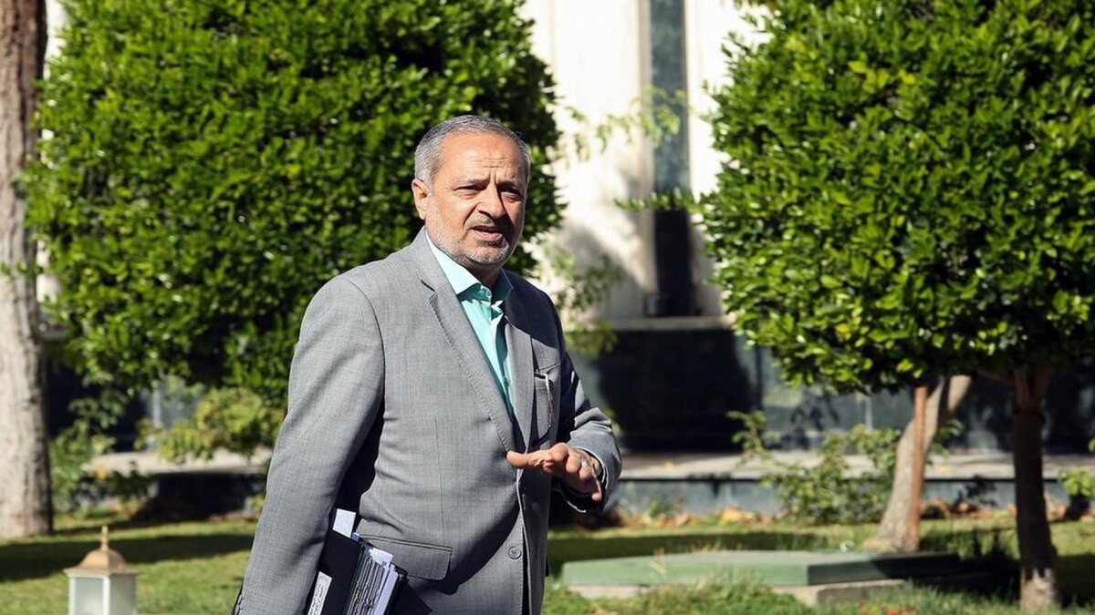 وزیر آموزش و پرورش: آموزش با تمام توان ادامه دارد