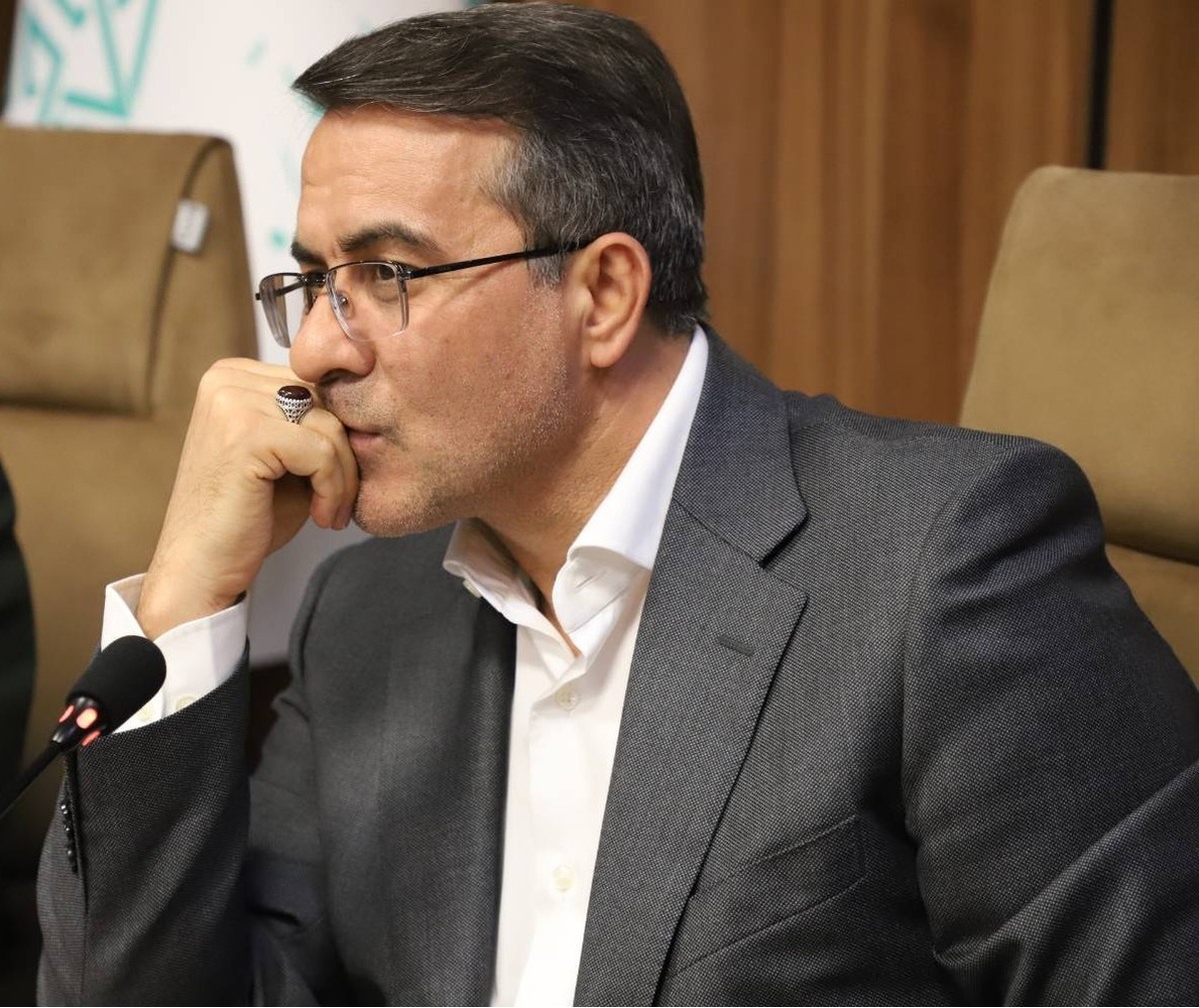 ایران و ایرانی در دفاع از مقدسات و حریم مرجعیت، نه اهل تعارف است، نه تساهل مقام معظم رهبری خط قرمز ایران است