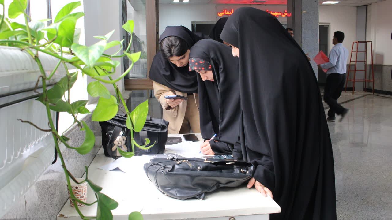 کرسی آزاداندیشی زمینهساز تقویت وحدت ملی، تعمیق یادگیری و رشد بینش دانشجویان کرسی آزاداندیشی زمینهساز تقویت وحدت ملی، تعمیق یادگیری و رشد بینش دانشجویان