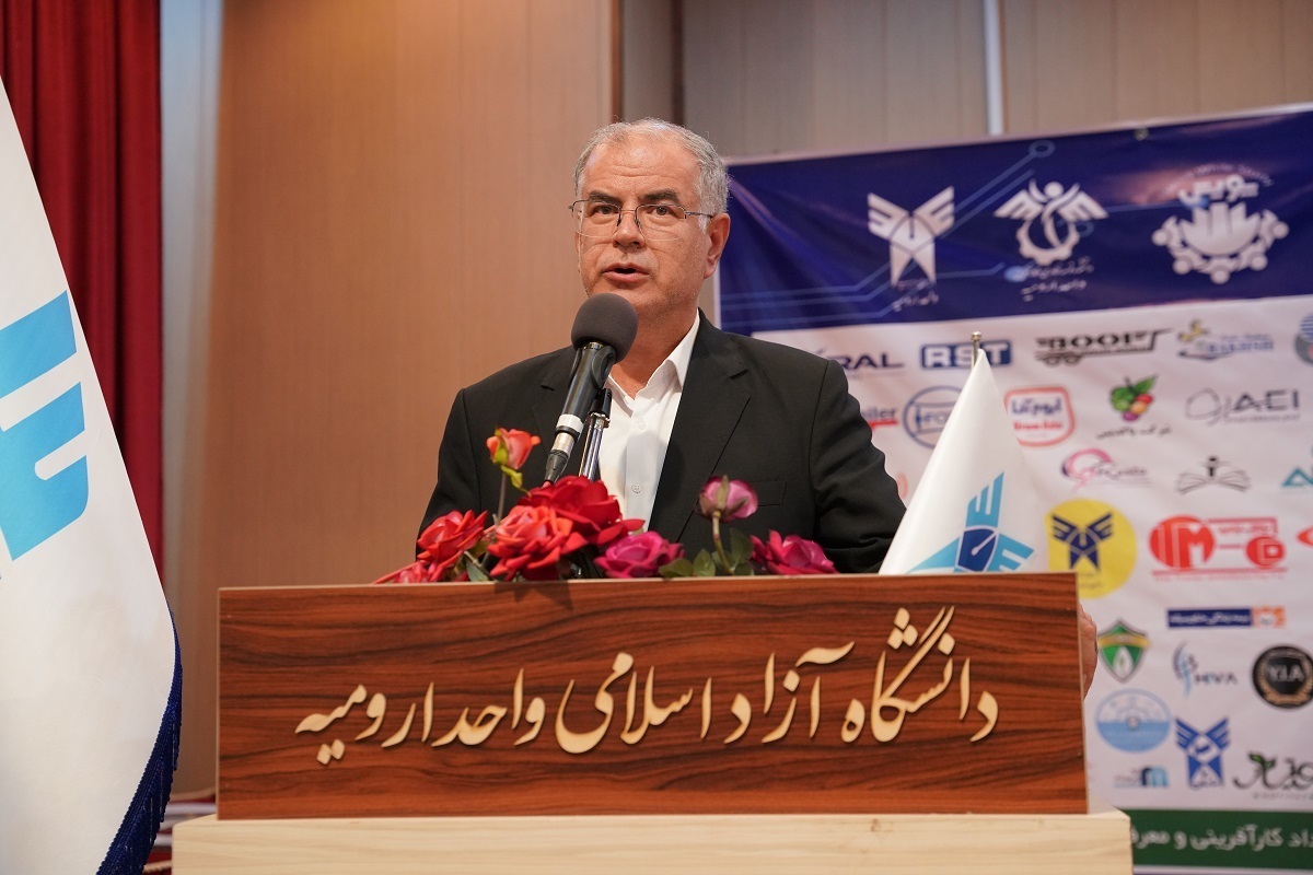 نبود نظاممندی ارتباط صنعت و دانشگاه مانع جدی توسعه اشتغال