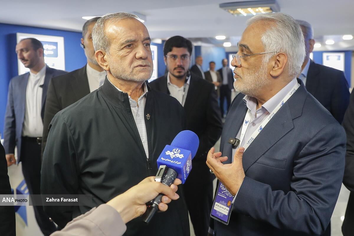 نگاه برخی مسئولان دولتی به مدیران غیردولتی با تردید است