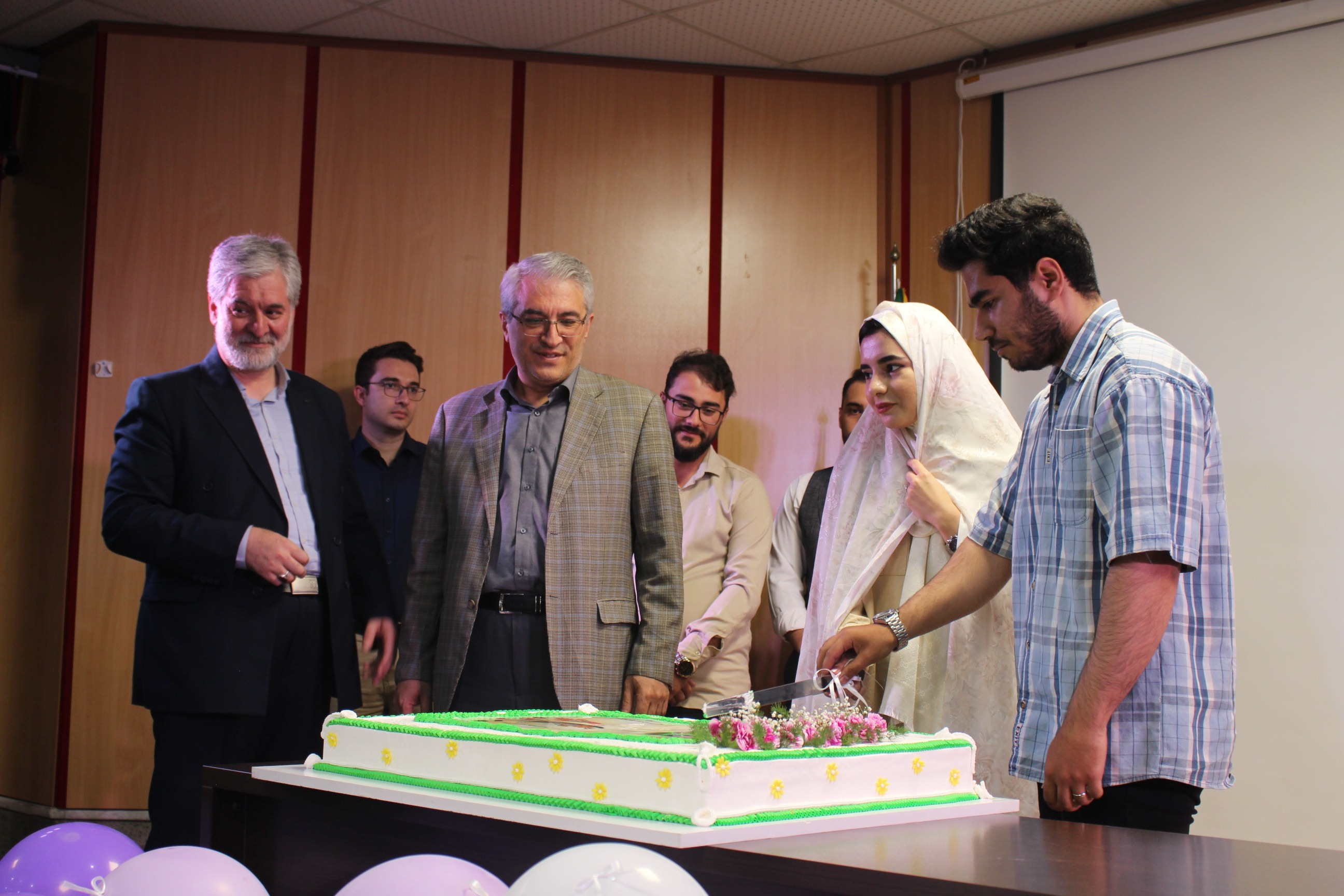 توصیههای کارشناس خانواده به زوجهای دانشجو؛ چگونه یک ازدواج موفق داشته باشیم؟ توصیههای کارشناس خانواده به زوجهای دانشجو؛ چگونه یک ازدواج موفق داشته باشیم؟