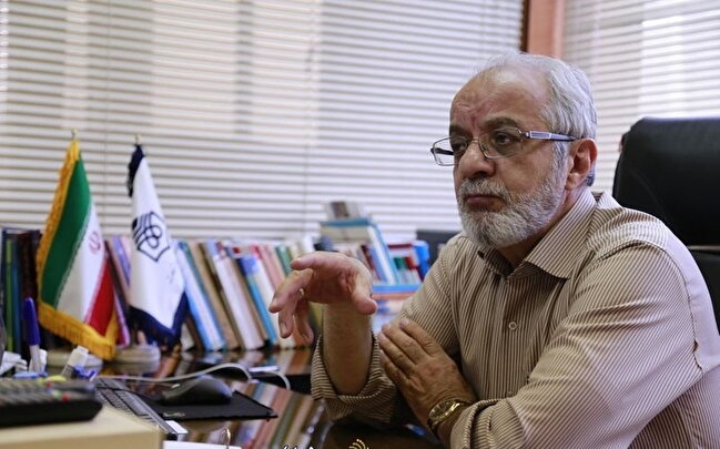 به جنبههای معنوی سینمای دفاع مقدس بیشتر بپردازیم/ تفاوت تکتیرانداز آمریکایی و ایرانی