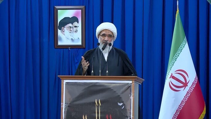 غنیسازی خط قرمز رهبری و ملت ایران؛ امام خمینی(ره) احیاگر آرمان فلسطین غنیسازی خط قرمز رهبری و ملت ایران؛ امام خمینی(ره) احیاگر آرمان فلسطین