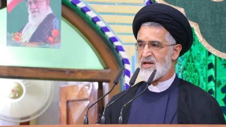 غنیسازی خط قرمز رهبری و ملت ایران؛ امام خمینی(ره) احیاگر آرمان فلسطین غنیسازی خط قرمز رهبری و ملت ایران؛ امام خمینی(ره) احیاگر آرمان فلسطین