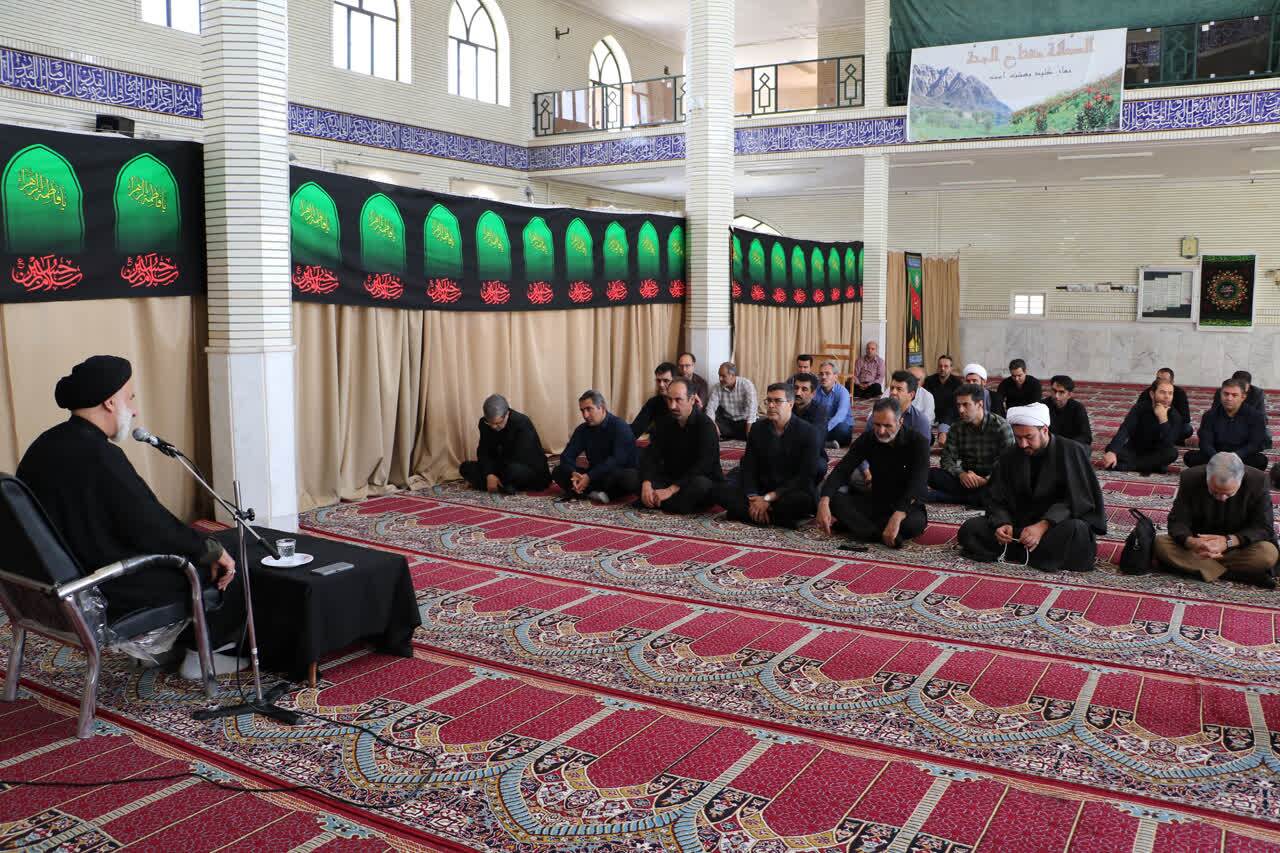 پیوند عمیق ملت ایران با عاشورا، حقیقتی انکارناپذیر پیوند عمیق ملت ایران با عاشورا، حقیقتی انکارناپذیر