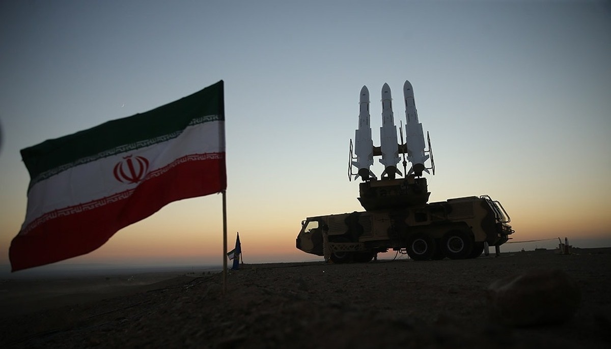 ایران، سنگر شکستناپذیر حق