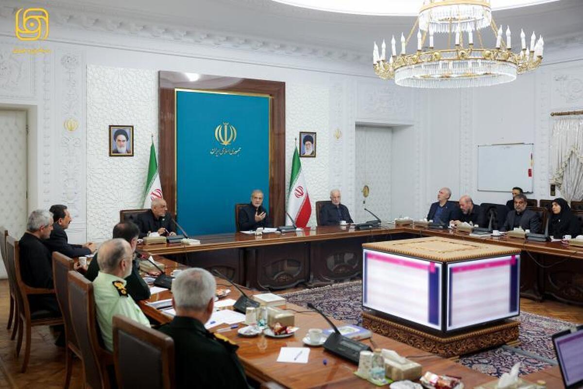 پزشکیان: تلاش داریم با حفظ وحدت بی‌نظیر شکل‌گرفته در مسیر ارتقای امنیت و سلامت مردم گام‌های مؤثر برداریم