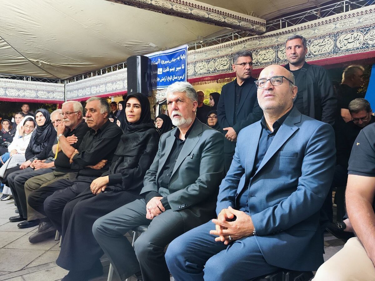 وزیر فرهنگ و ارشاد اسلامی به خیمه هنر رفت