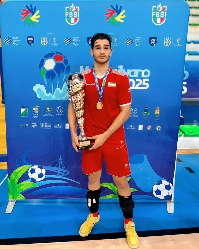 از ناشنوایی تا بهترین دروازهبان جهان؛ فتح قلههای جهان از زمین چمن رشت از ناشنوایی تا بهترین دروازهبان جهان؛ فتح قلههای جهان از زمین چمن رشت