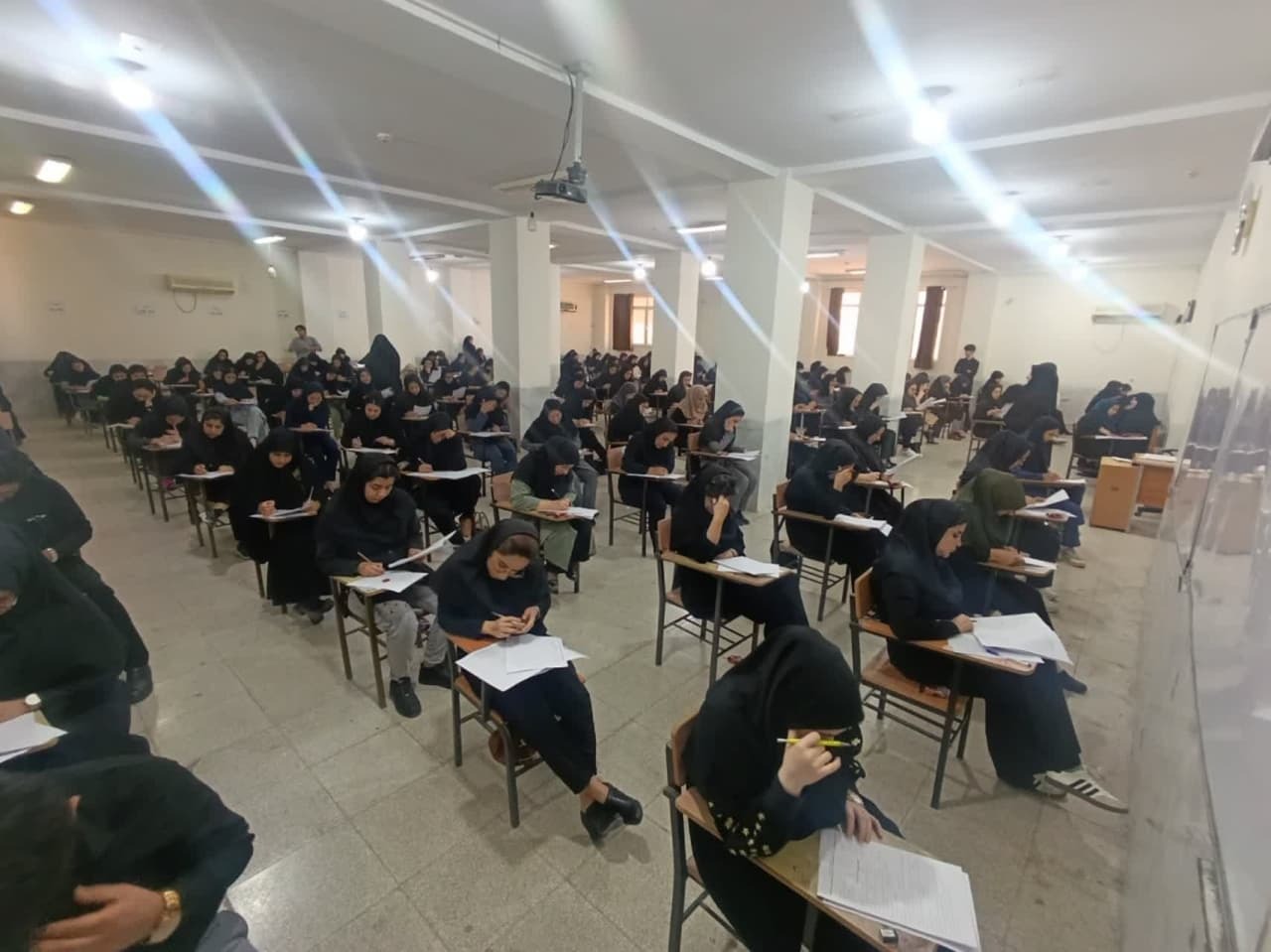 جزئیاتی از آزمون ورودی و سنجش نیروهای آموزشی مدارس سما جزئیاتی از آزمون ورودی و سنجش نیروهای آموزشی مدارس سما