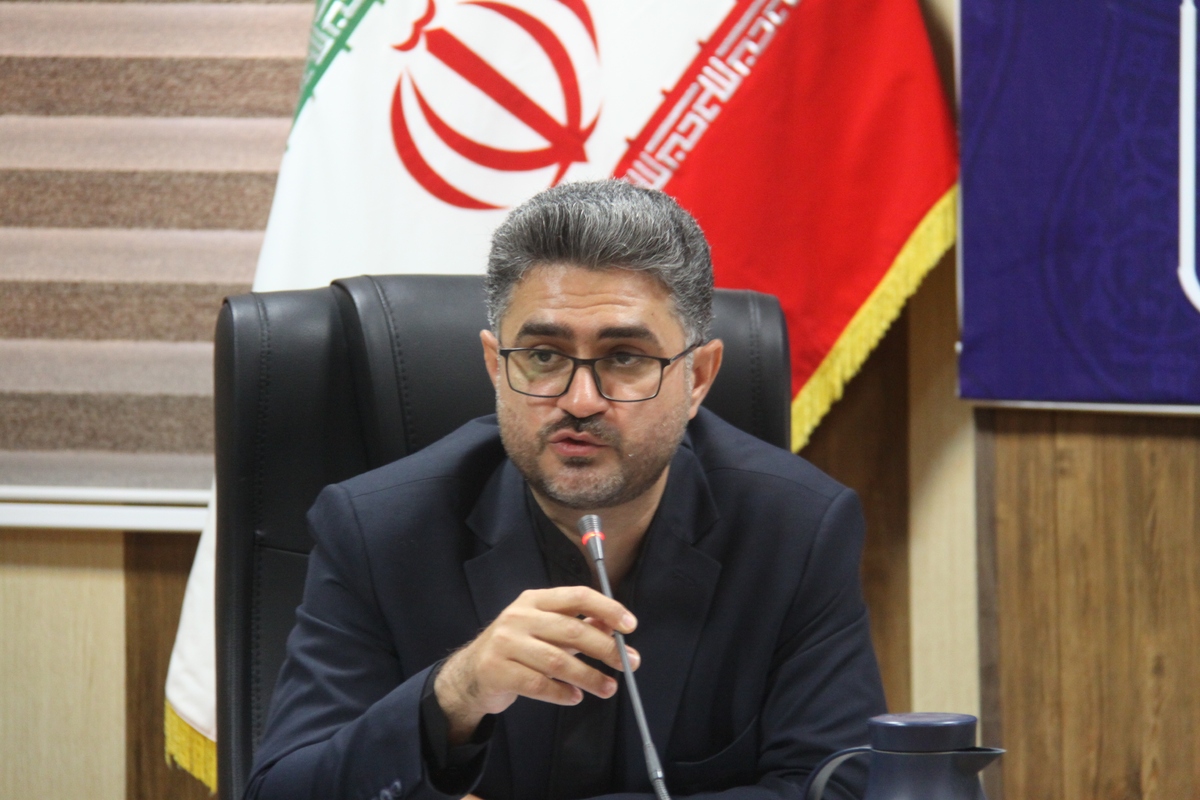 شهید طهرانچی در اوج شجاعت و خلوص نیت از حق در برابر فشارها حمایت میکرد