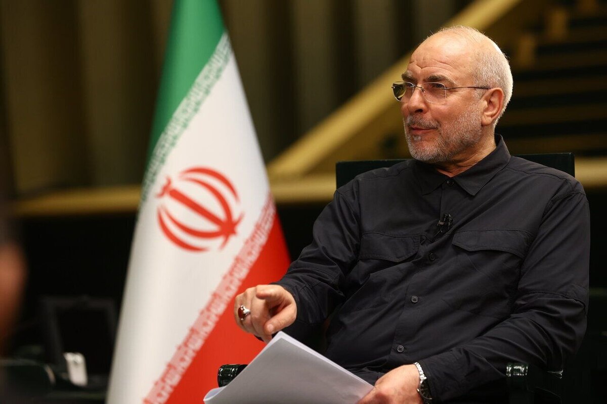 قالیباف: مقام معظم رهبری تنها کسی بودند که توانستند نیرو‌های مسلح را از شوک بیرون بیاورند