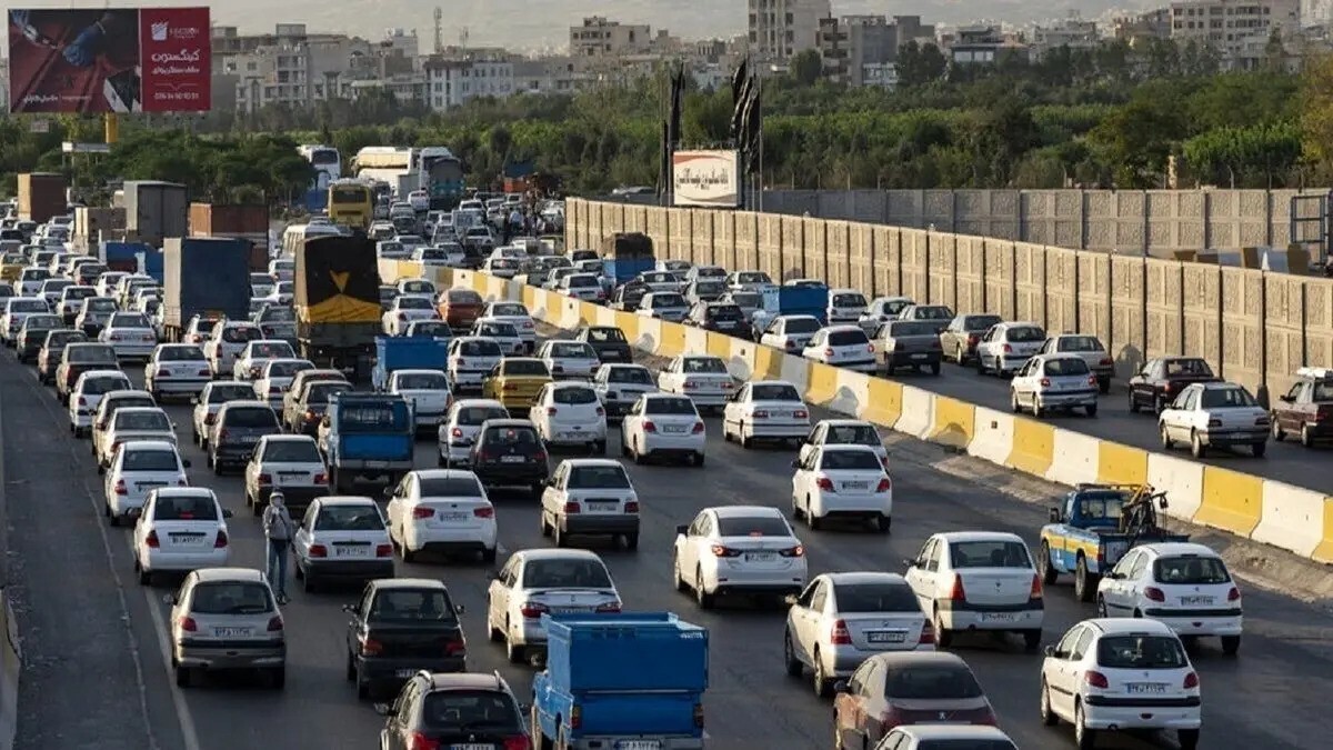 نگاهی به وضعیت ترافیکی معابر و بزرگراههای پایتخت